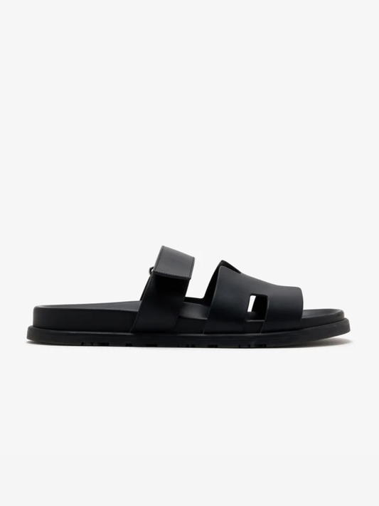 Chypre Sandals in black leather