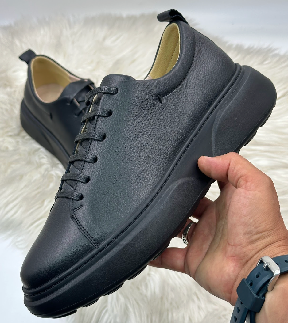 STR-01-44-NOIR